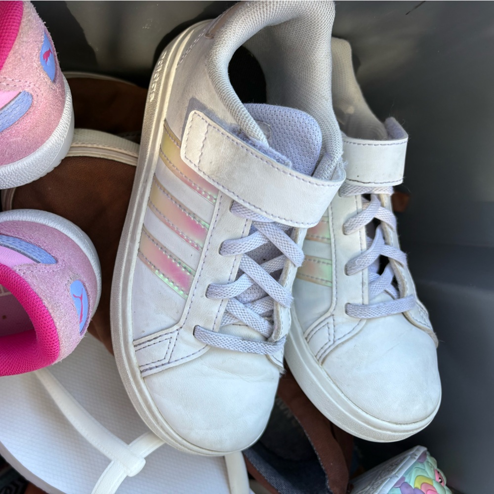 Kids White Sneakers with Iridescent Stripes